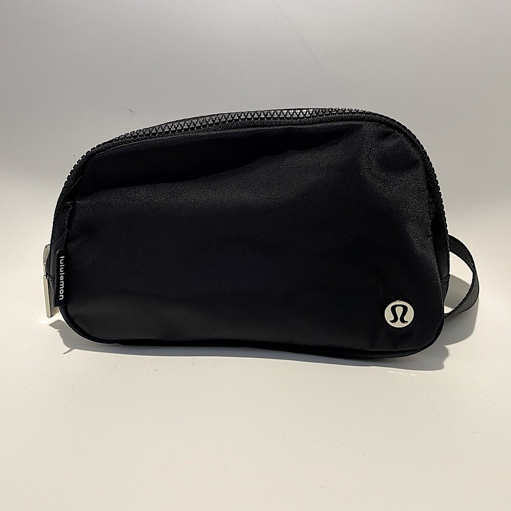 Lululemon Everyday Belt Bag Black